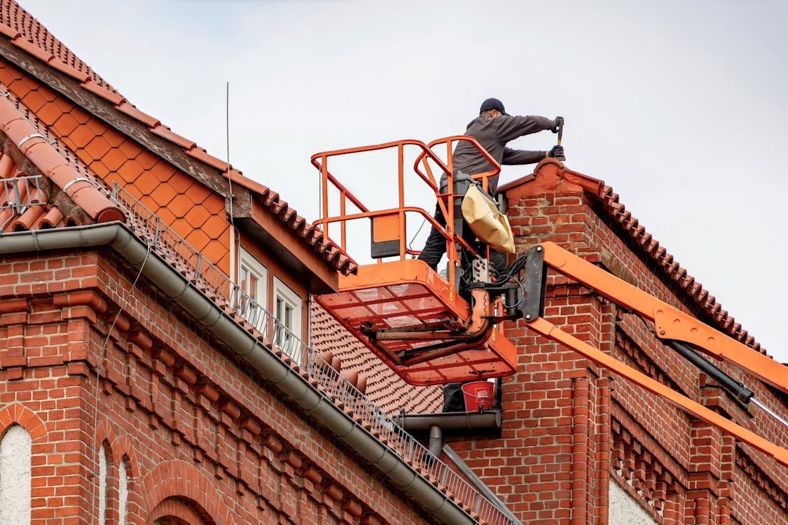 Insurance Claim Roofing Support - Zilker Roofing